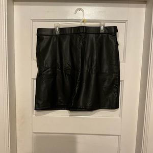 Black Vegan Leather Mini Skirt Size 18 Maurices
